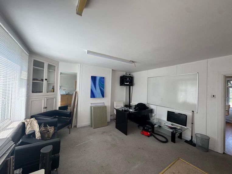 Property 3307 - image 5