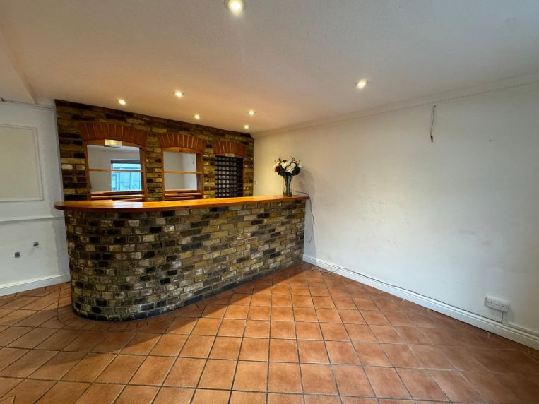 Property 3242 - image 11