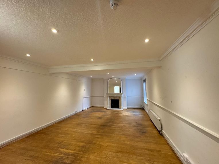Property 3242 - image 3