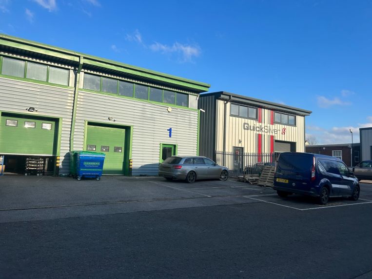 Property 2804 in Godalming, SurreyFranklin Commercial