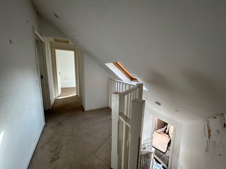 Property 3082 in Thames Ditton, SurreyFranklin Commercial