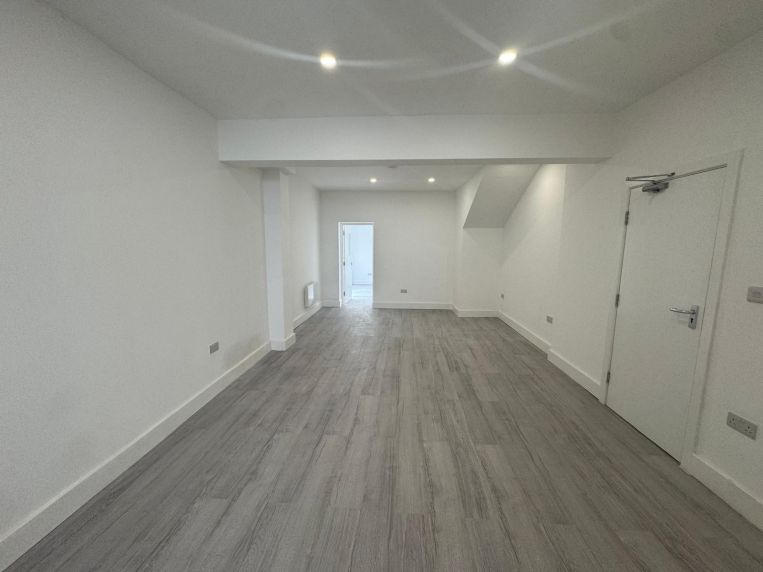 Property 3310 - image 2