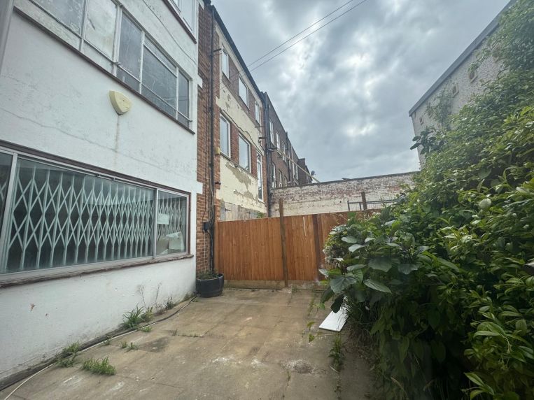 Property 3310 - image 8