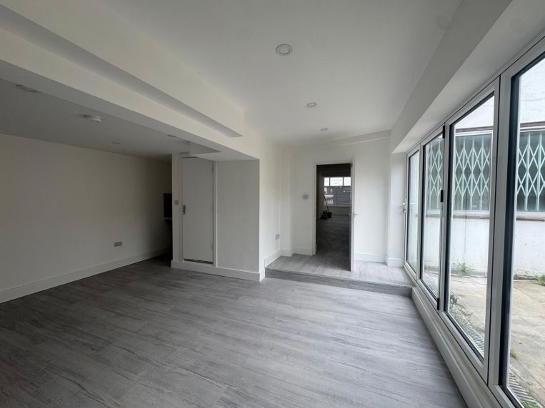 Property 3310 - image 9