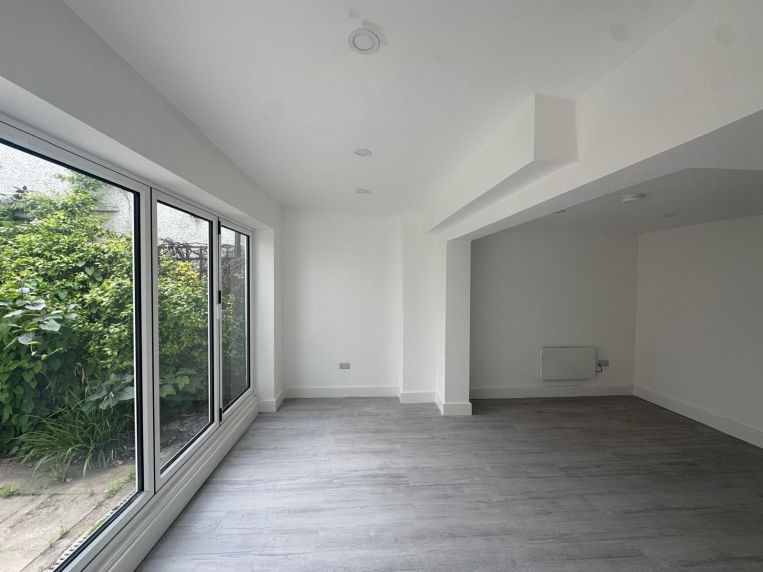 Property 3310 - image 10