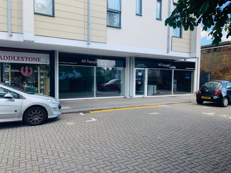 Property 2755 in Addlestone, SurreyFranklin Commercial