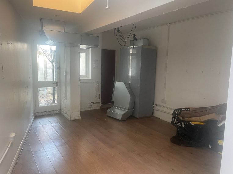 Property 3089 in West Byfleet, SurreyFranklin Commercial