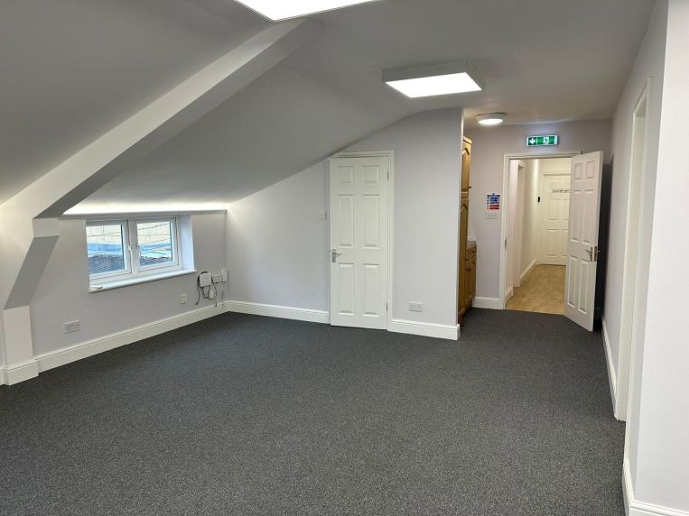 Property 3213 - image 8