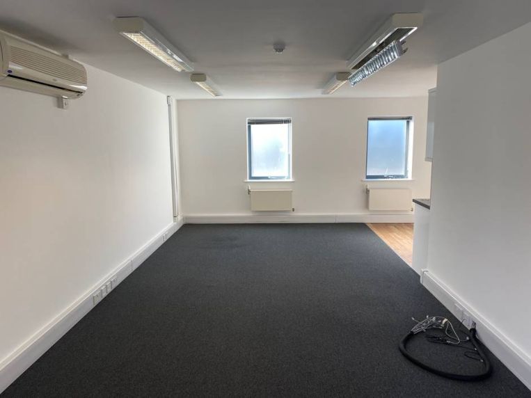 Property 2961 in Surbiton, SurreyFranklin Commercial