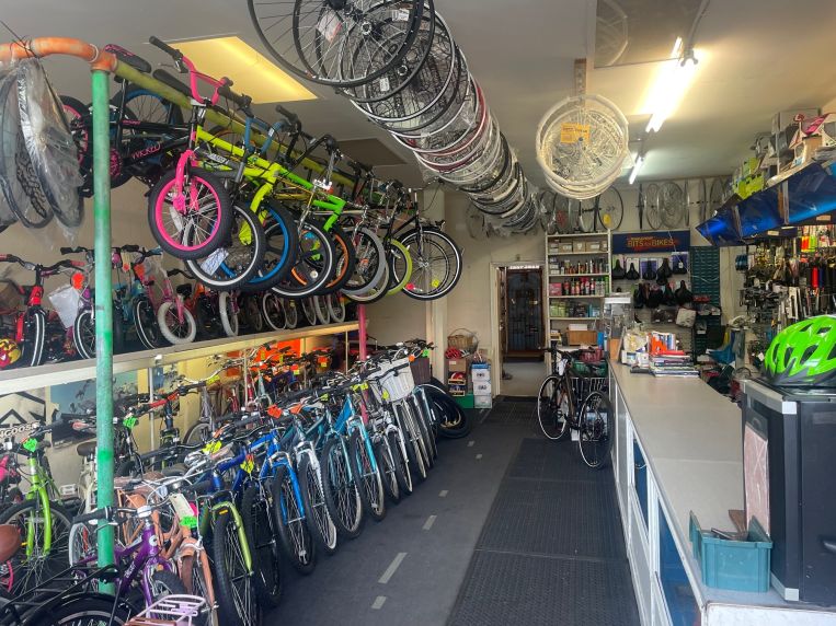 Property 3102 in Ashford, MiddlesexFranklin Commercial