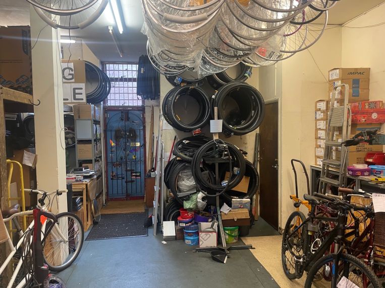 Property 3102 in Ashford, MiddlesexFranklin Commercial