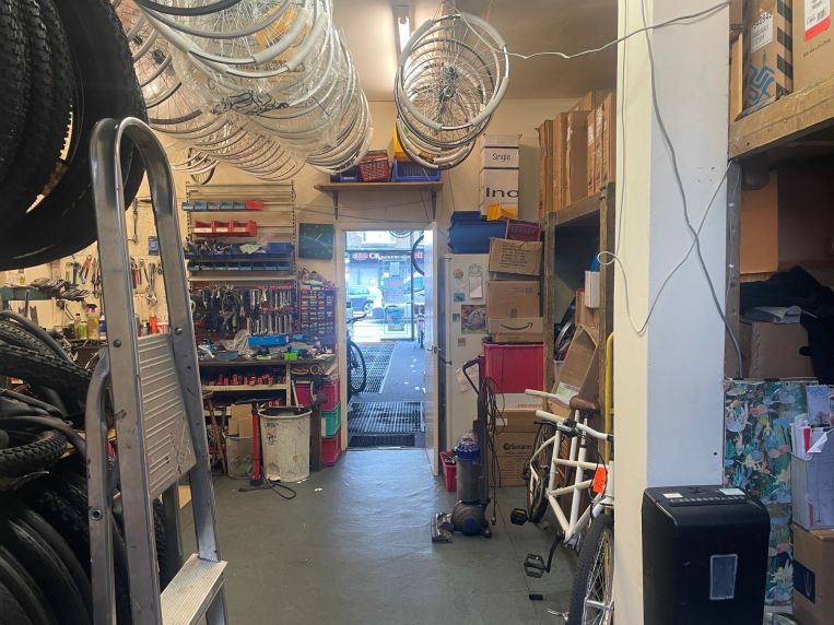 Property 3102 in Ashford, MiddlesexFranklin Commercial