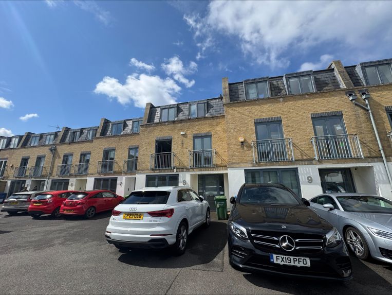 Property 2976 - image 1