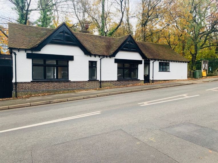 Property 2821 in Tadworth, SurreyFranklin Commercial