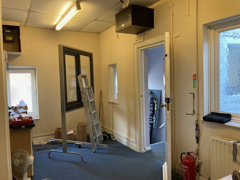 Property 3069 in Shepperton, MiddlesexFranklin Commercial