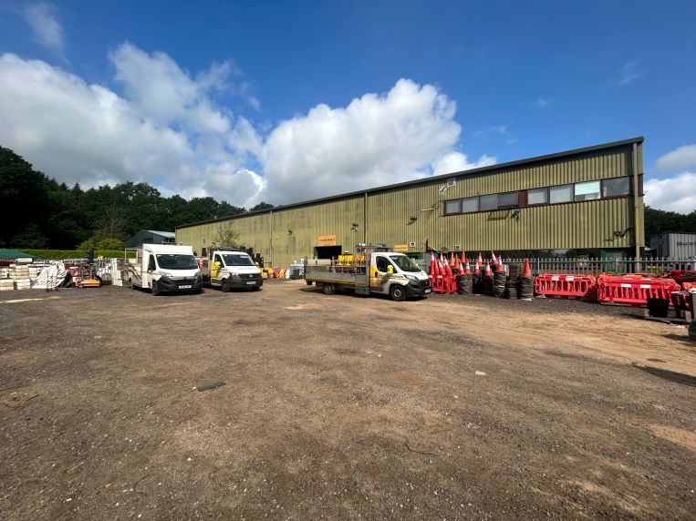 Property 3117 in Godalming, SurreyFranklin Commercial